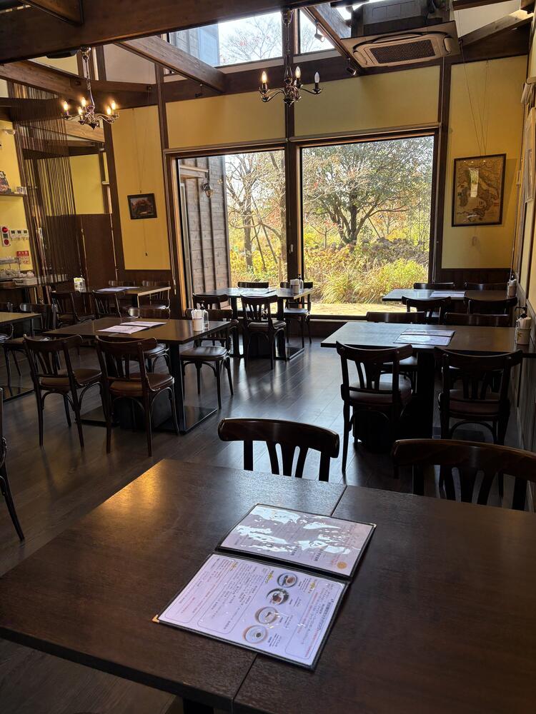 自然に恵まれた立地！穏やかな場所です♪