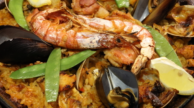 一流のスペイン料理を学べる環境★