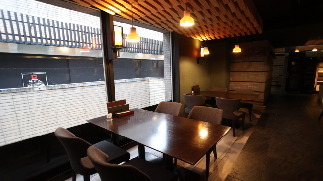 落ち着いた雰囲気のお店◎