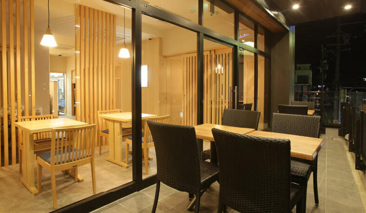 30～50代の幅広いスタッフが活躍中