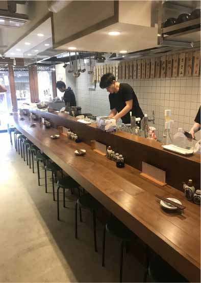 こちらは系列店の写真です