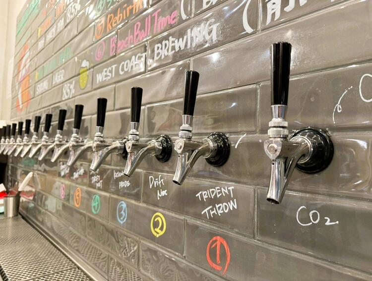 クラフトビールは樽生で6タップをご用意