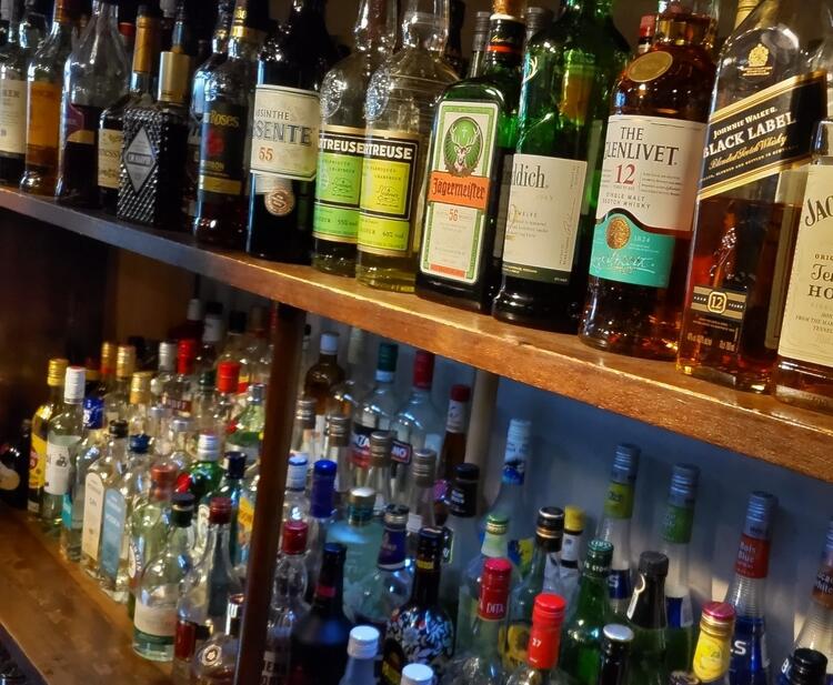 お客様との会話を楽しみながら接客♪