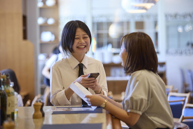 ゲストとの会話も楽しみの一つ♪