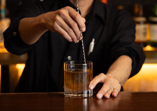 姉妹店のバーで研修可能です！