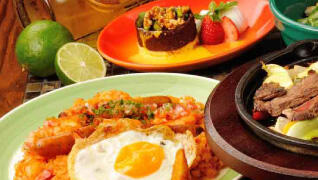 料理長候補月給35万円～と好待遇◎