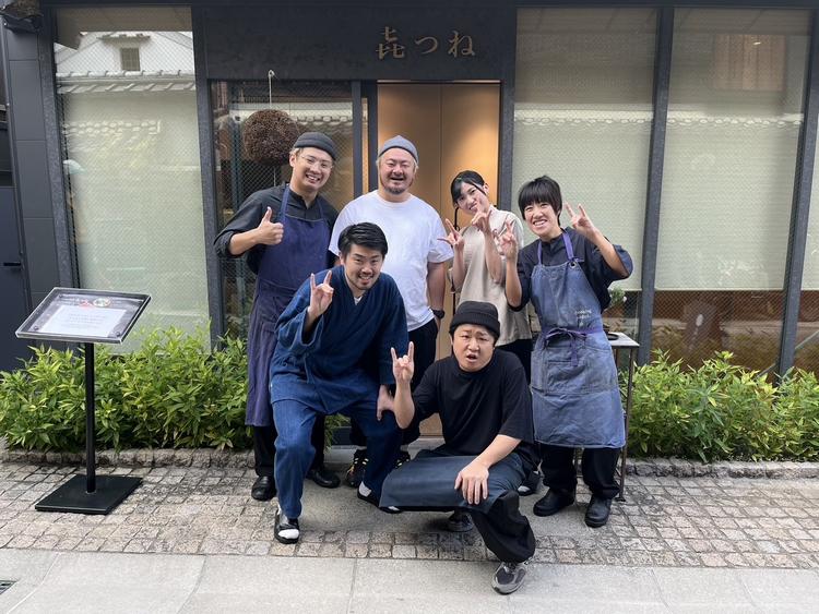 学生さん〜30代のスタッフが活躍中！