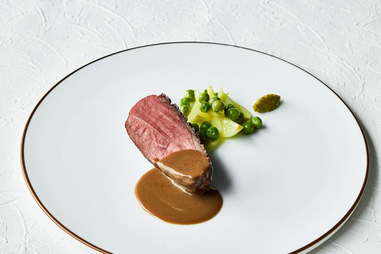 上質食材を使用しシンプルに仕上げた料理