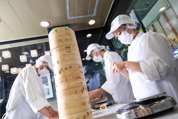 看板メインの小籠包は手作りです！