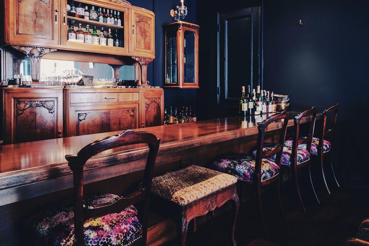 カウンターバックバー