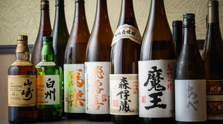 厳選したお酒（日本酒、ワイン、焼酎など）