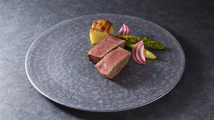 麻布十番駅から徒歩1分と好立地！