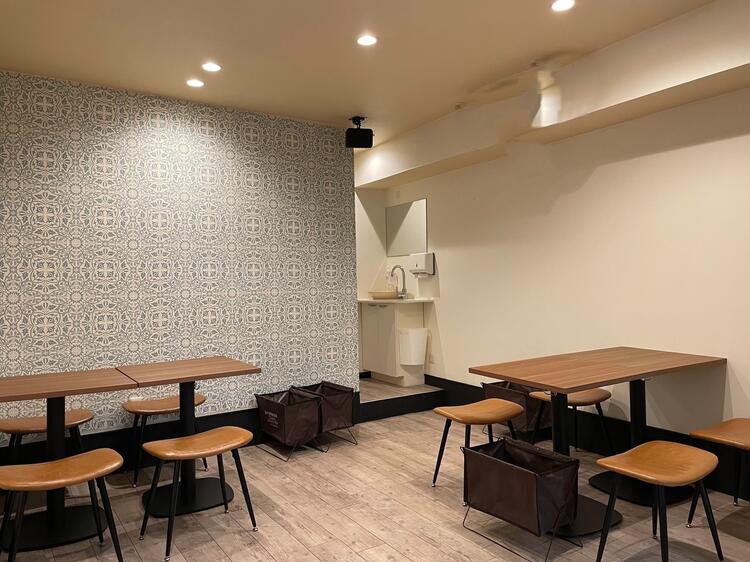 お客様は地元や遠方から足を運ぶ方も！