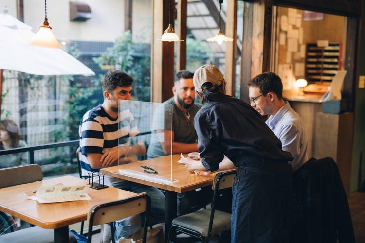 海外のお客様も多いので語学も活かせます!