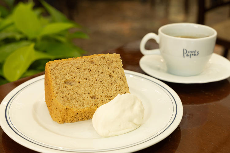 お店で手作りのケーキが人気♪