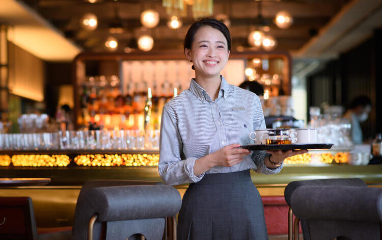 20～30代のスタッフが9割！