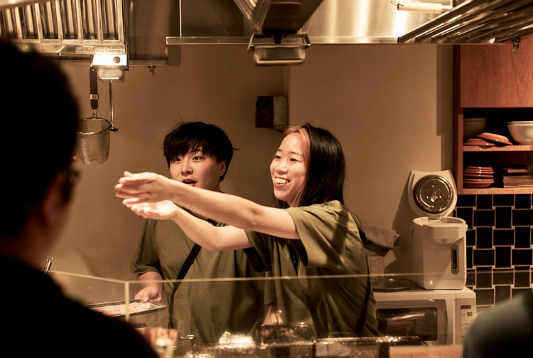 ＼調理・接客の垣根なく経験できます／