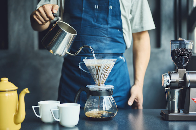 日中～夕方はカフェ ※画像はイメージ