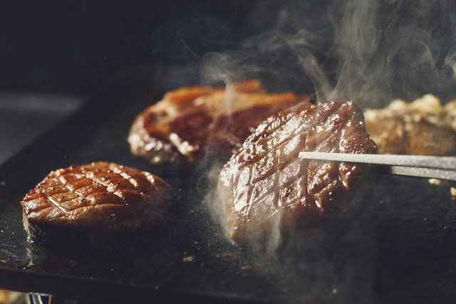 夜は鉄板焼きダイニング ※画像はイメージ