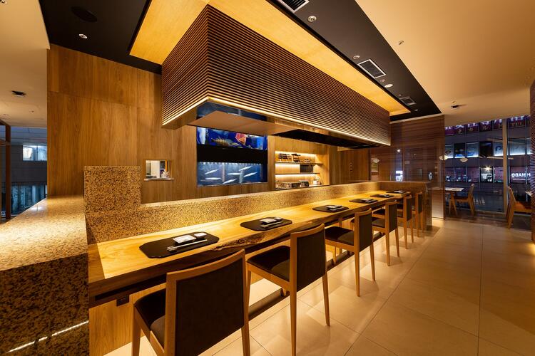 高級鮮魚と地酒が自慢の和食店