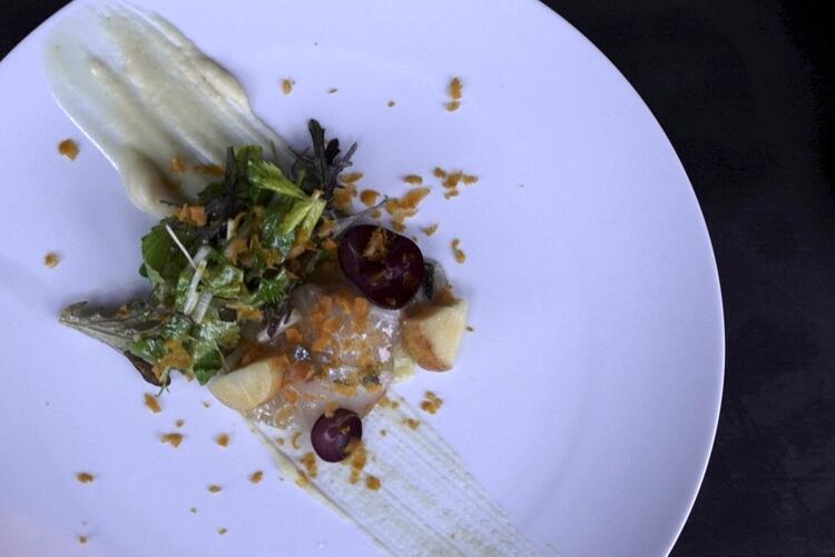 新店ではコース料理にピザを取り入れます