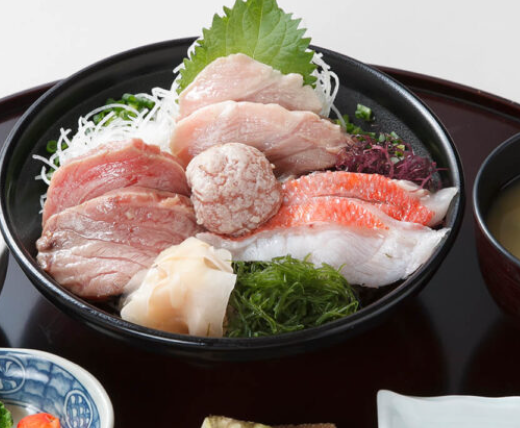 特選とろ炙り三昧丼定食