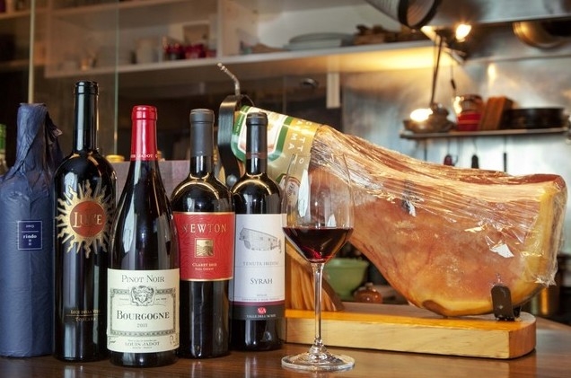 松山エリアのお洒落ダイニングでアルバイト