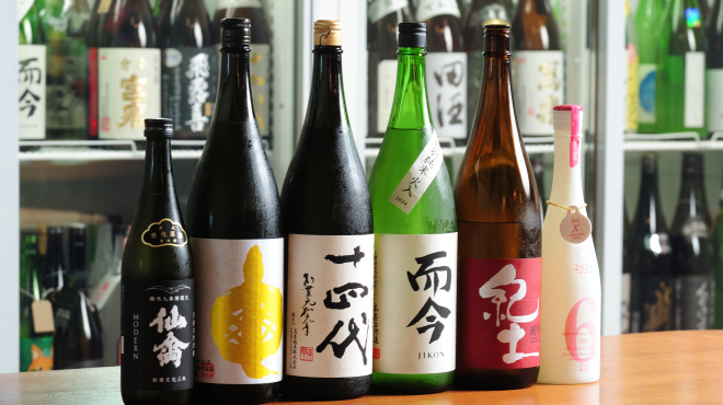 日本全国の多彩な日本酒が勢揃い！