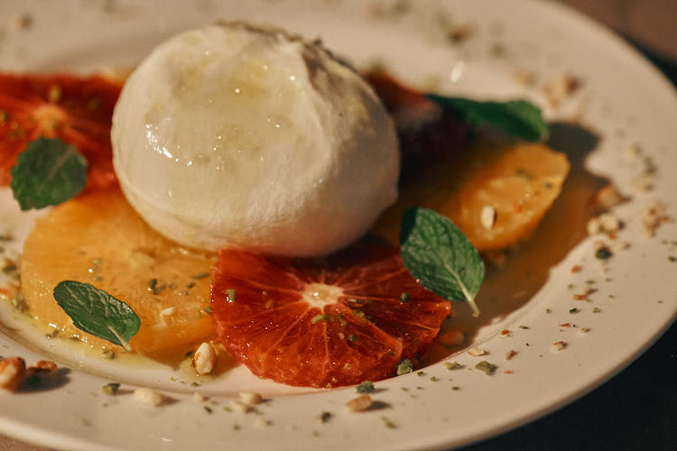 食材はシーズンに合わせて提供します