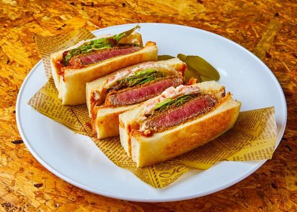 年収600万円以上を目指せる！