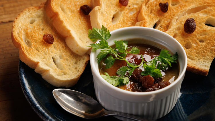 自信作のフォアグラとレバーのブリュレ！