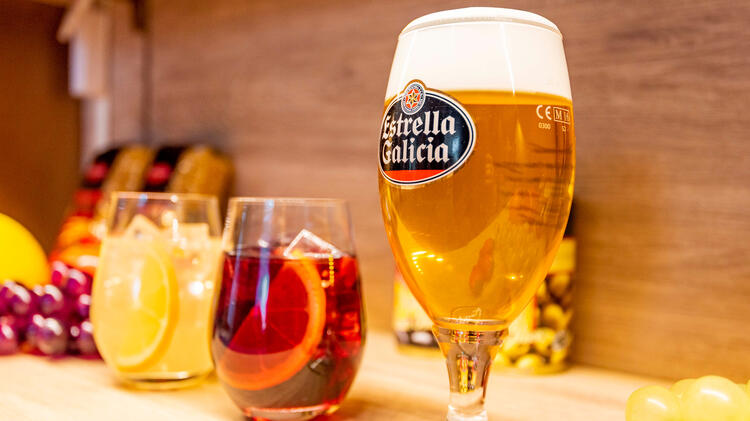 世界各地の老舗ブルワリーとパイプあり♪