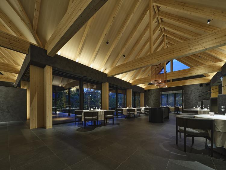 内装・設え共にシンプルエレガンス