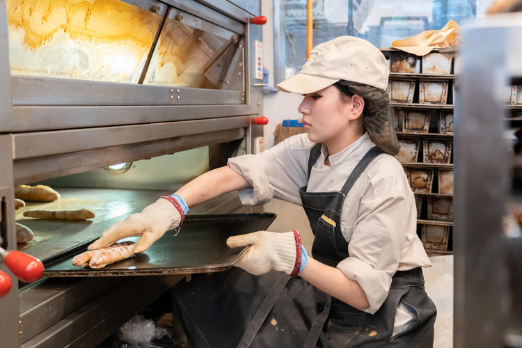 オールスクラッチで作っています！