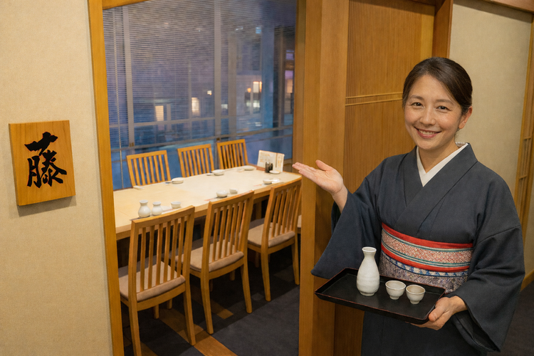 和服でのお仕事希望の方優遇！