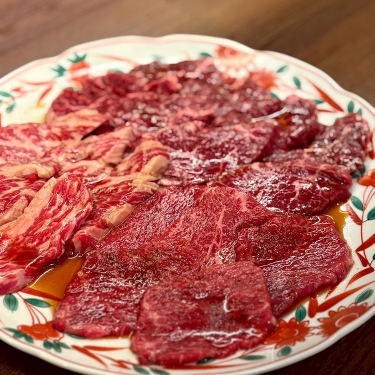 ハラミはサシの良いものを仕入れてます