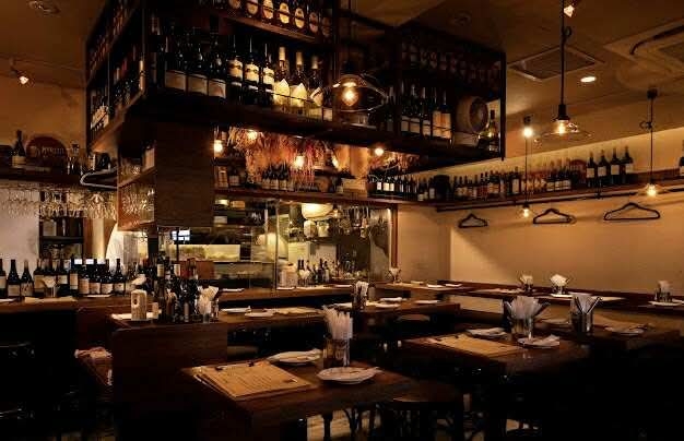 予約必須な大人気ビストロ★