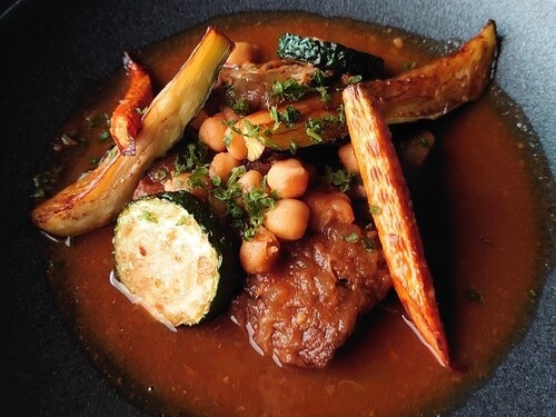 ワインにピッタリの料理をご用意◎