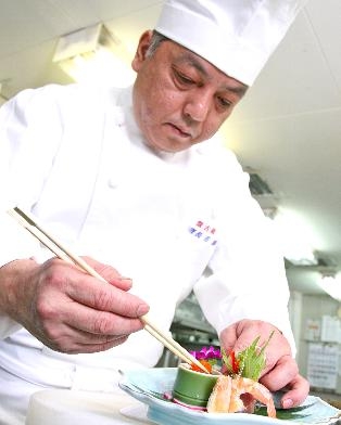 料理長佐藤宣弘が手掛ける老舗の献立