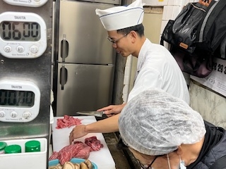 未経験でも食肉のプロへ