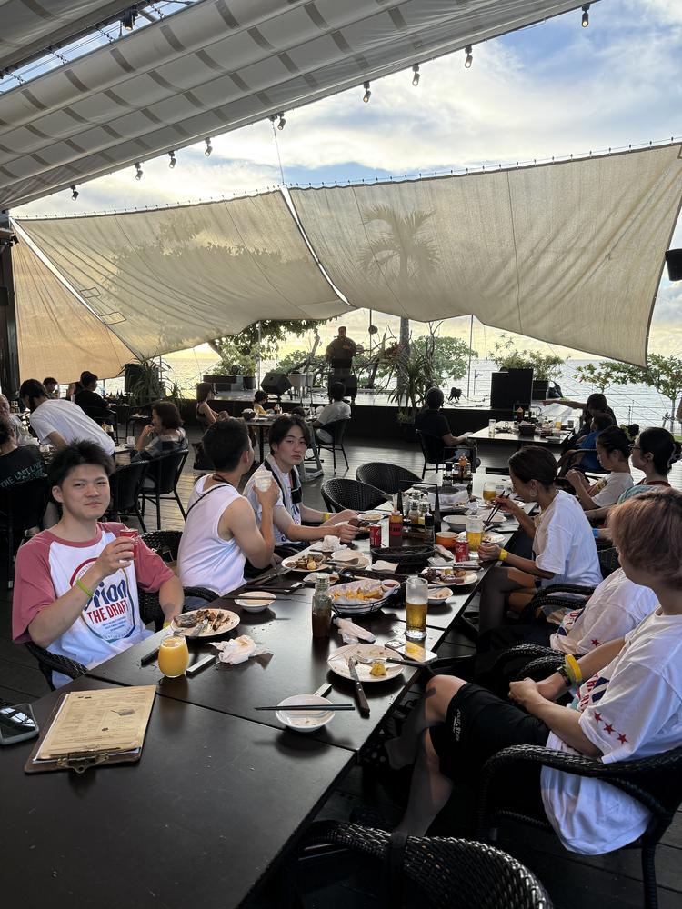 2025年沖縄社員旅行20〜30代活躍中