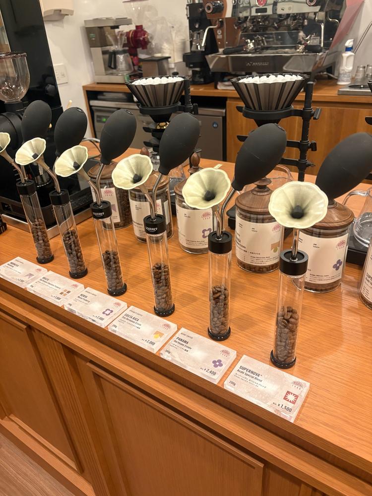 2階では本格鉄板焼きを