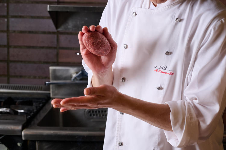 ahillの名物はハンバーグステーキ