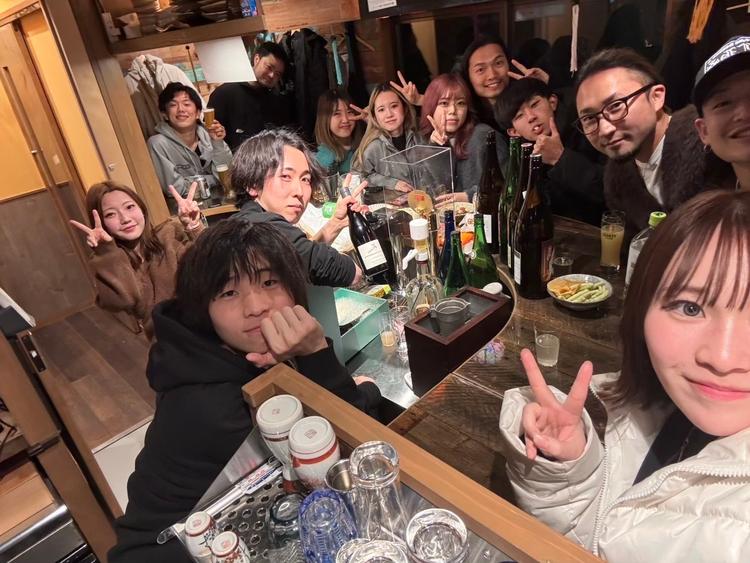 スタッフみんなで飲み会も♪