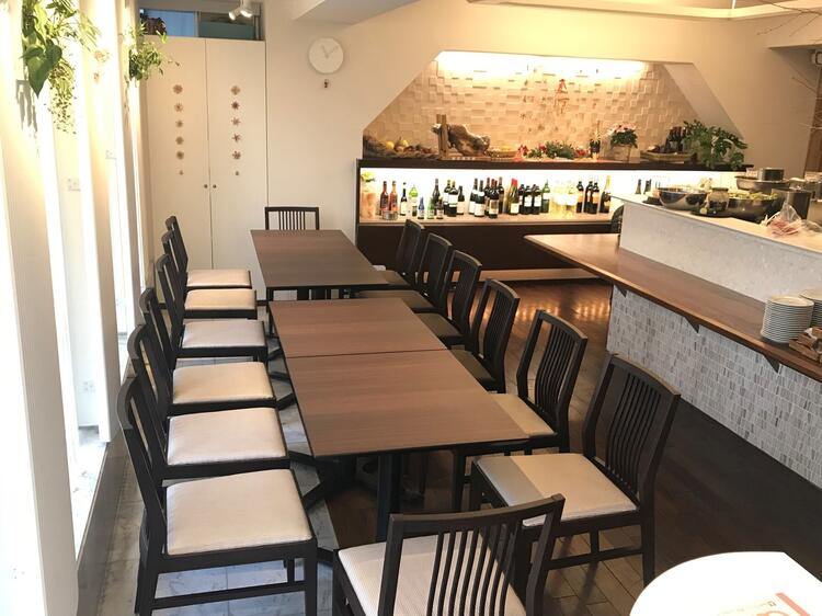 ”階段途中”にある大人の隠れ家です◎