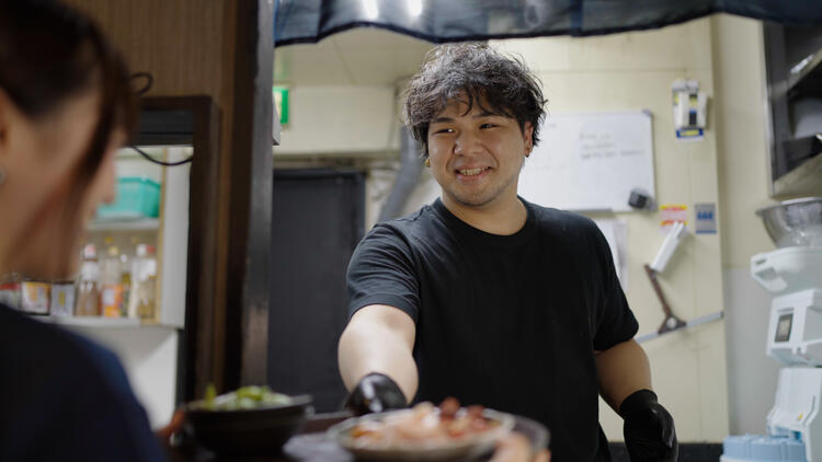 高級寿司店を運営する企業 ※イメージ画像