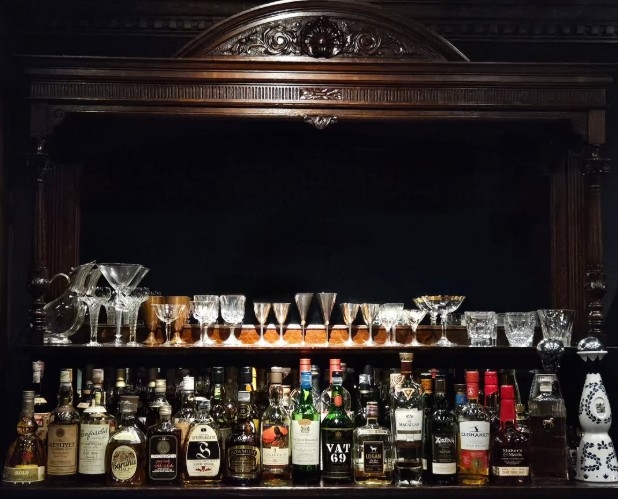 世界各国のウイスキーをストック