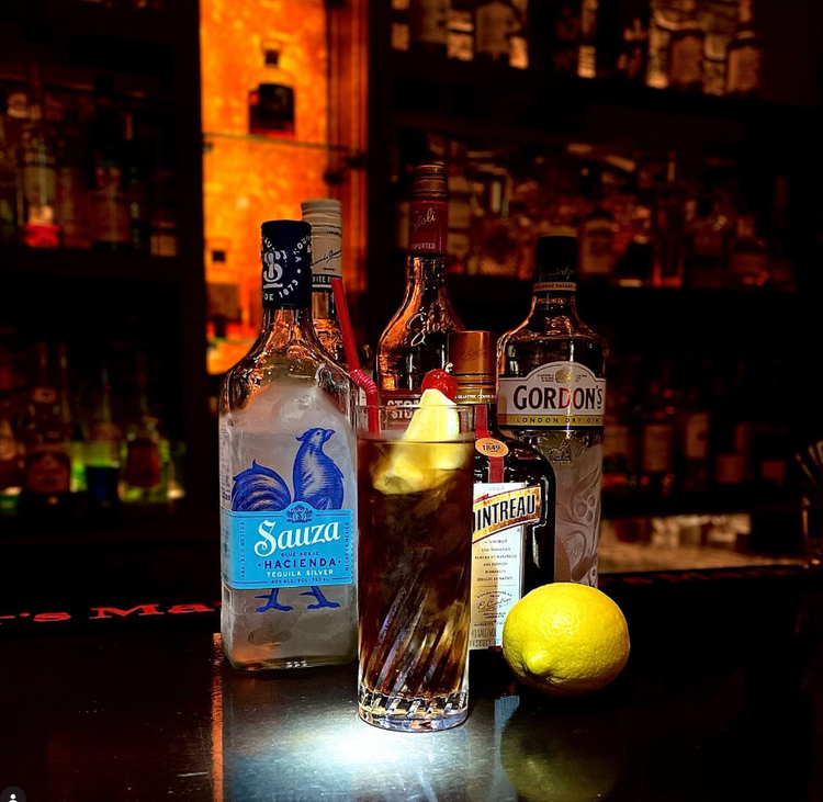 ＼未経験でも月給30万円スタート／