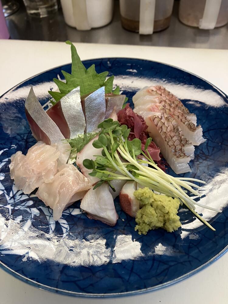 お刺身盛り合わせ