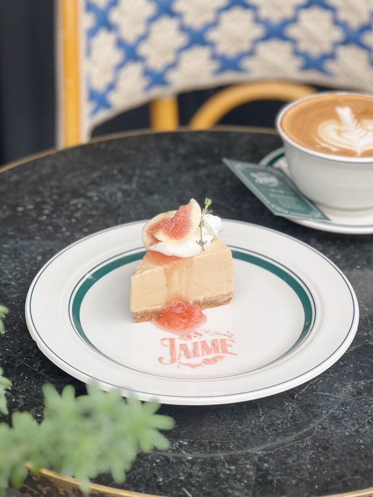 未経験OK！スイーツの盛り付け技術も習得